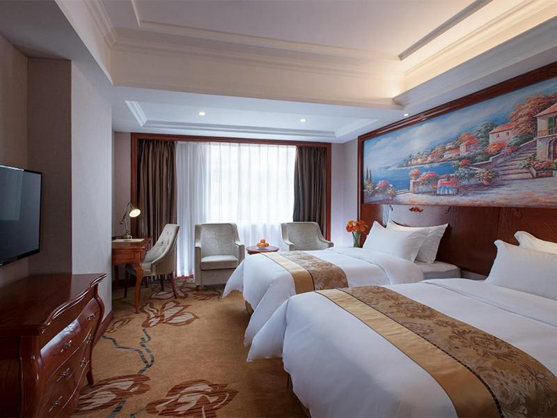 Vienna International Hotel Shaoguan Fengcailou Esterno foto